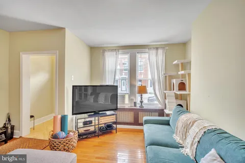 $300,000 | 1729 South 21st Street, Philadelphia, PA 19145