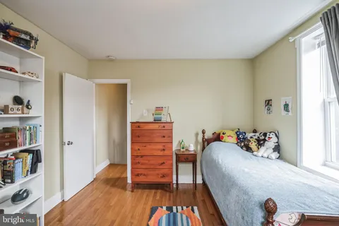 $300,000 | 1729 South 21st Street, Philadelphia, PA 19145