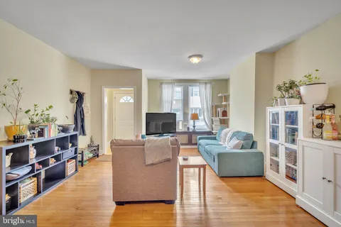 $300,000 | 1729 South 21st Street, Philadelphia, PA 19145