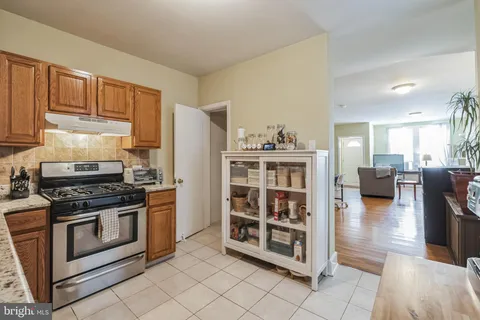 $300,000 | 1729 South 21st Street, Philadelphia, PA 19145