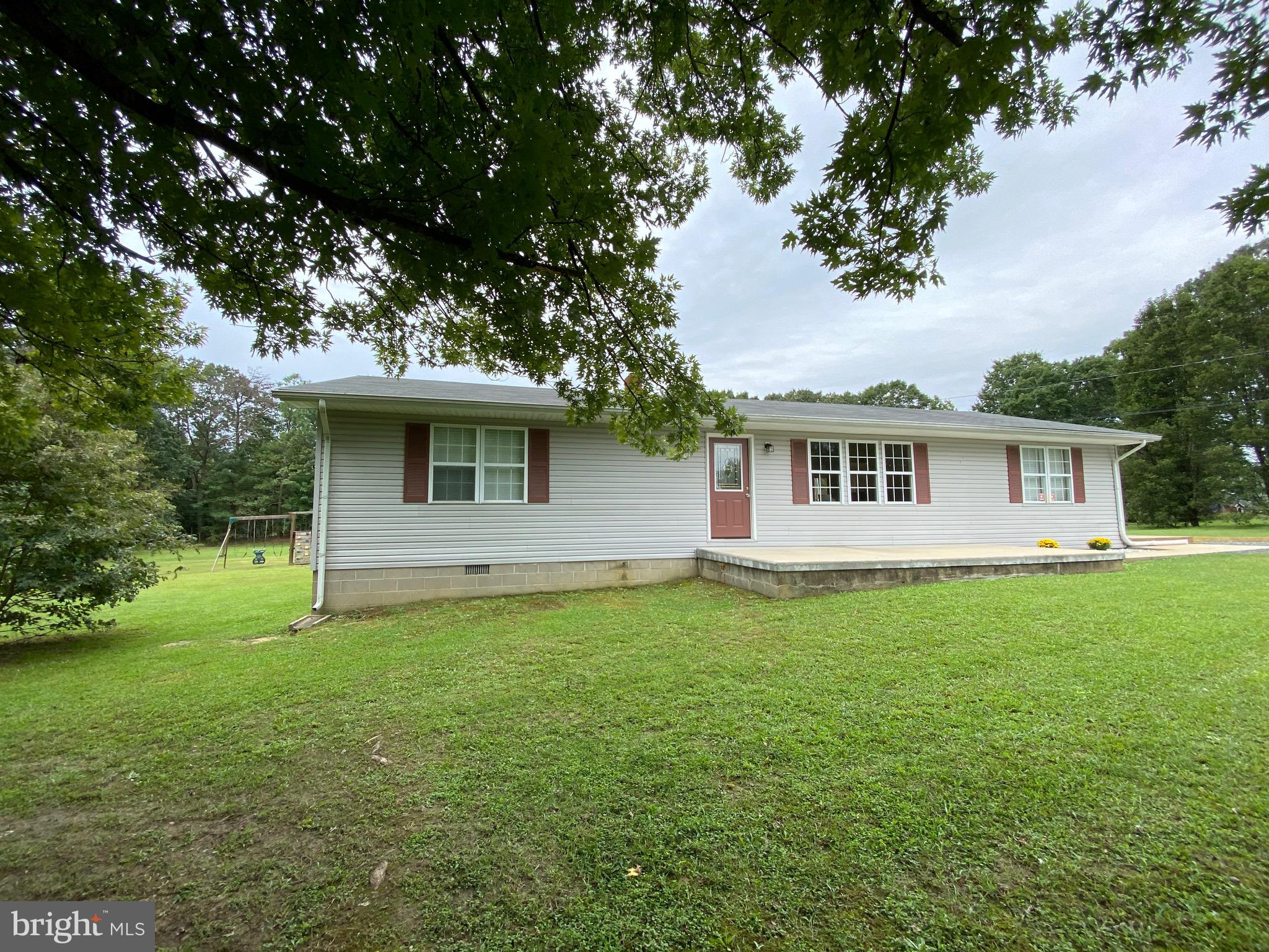 23889 Point Lookout Road Leonardtown, MD 20650 - Photo 6 of 20 Over sized rambler