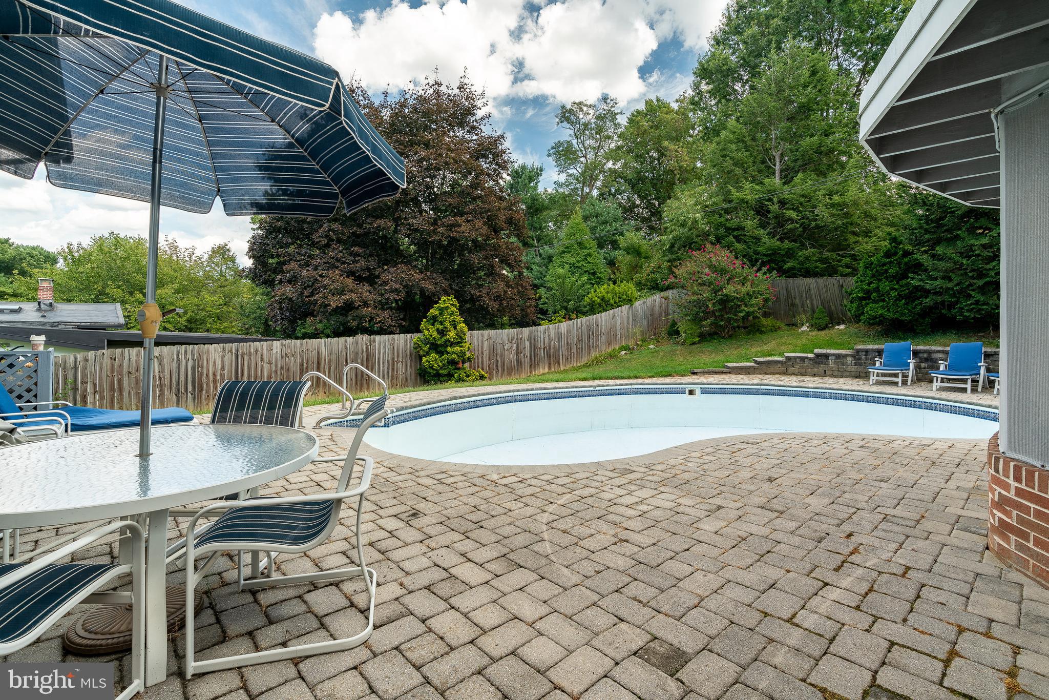 592 Greendale Road York, PA 17403 - Photo 9 of 49 Gallery Image 9