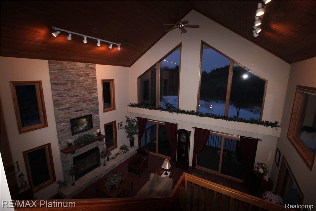 11310 Linden Road Fenton, MI 48430 - Photo 7 of 73 IMG_5924.JPG