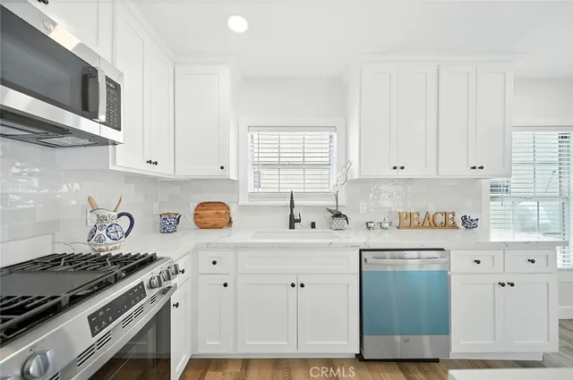 $899,900 | 2206 West 78th Street, Inglewood, CA 90305