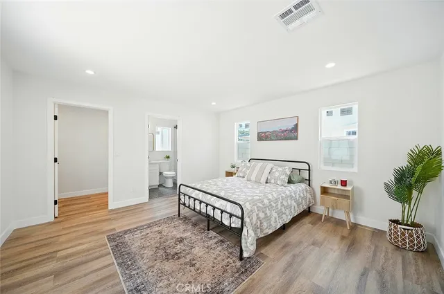 $899,900 | 2206 West 78th Street, Inglewood, CA 90305