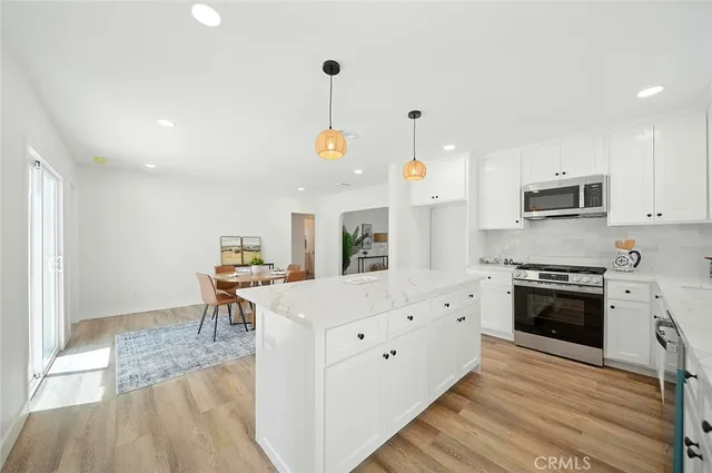 $899,900 | 2206 West 78th Street, Inglewood, CA 90305