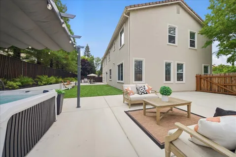 $1,139,000 | 6406 Cosmos Court, Rocklin, CA 95677