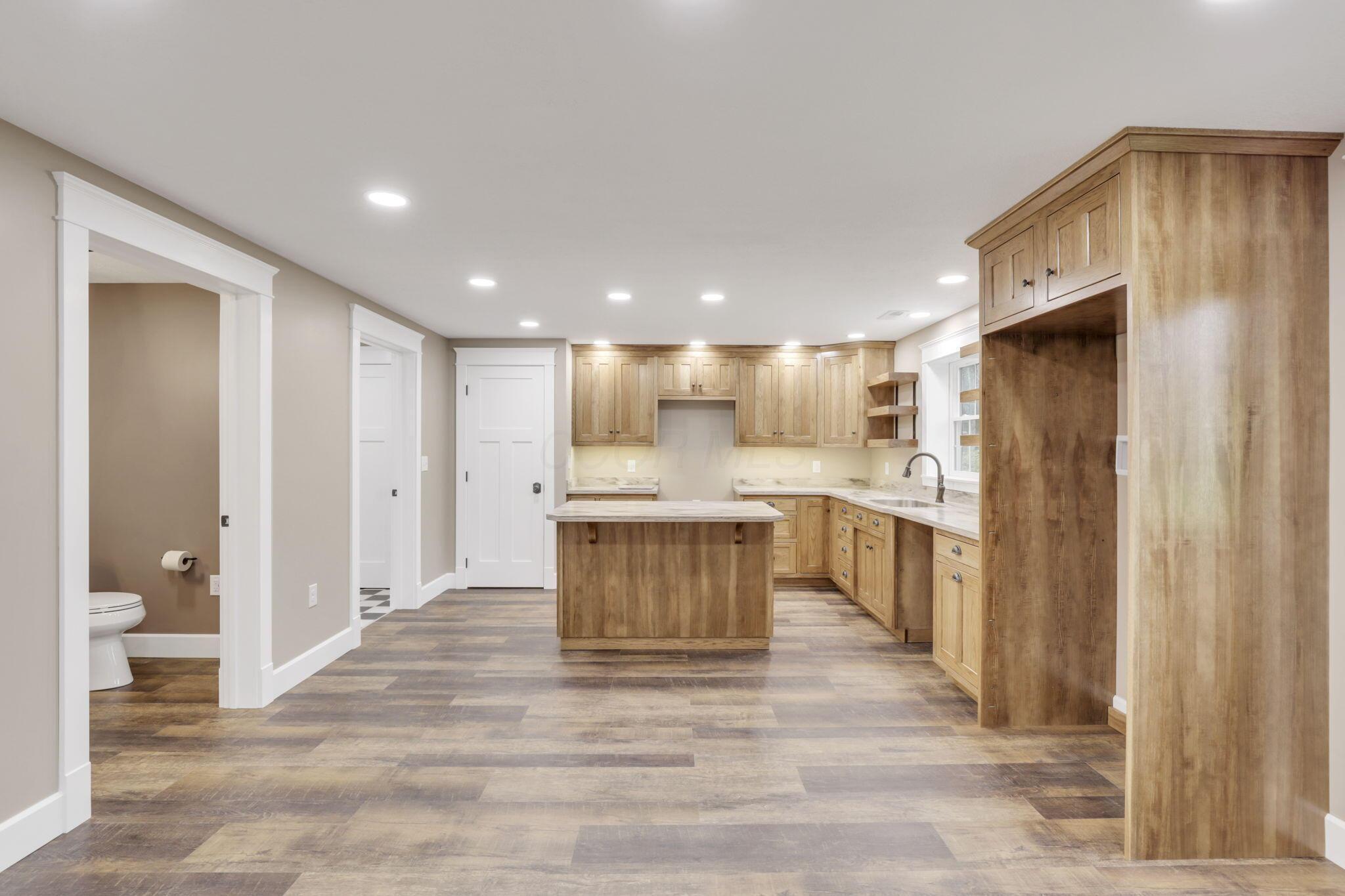 889 Blacksnake Road Utica, OH 43080 - Photo 17 of 53 .