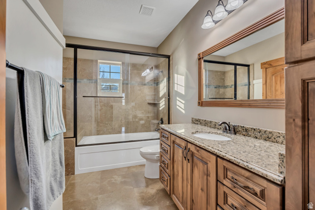 896 West 675 South Mapleton, UT 84664 - Photo 28 of 77 Full bathroom with vanity and combined bath / shower with glass door