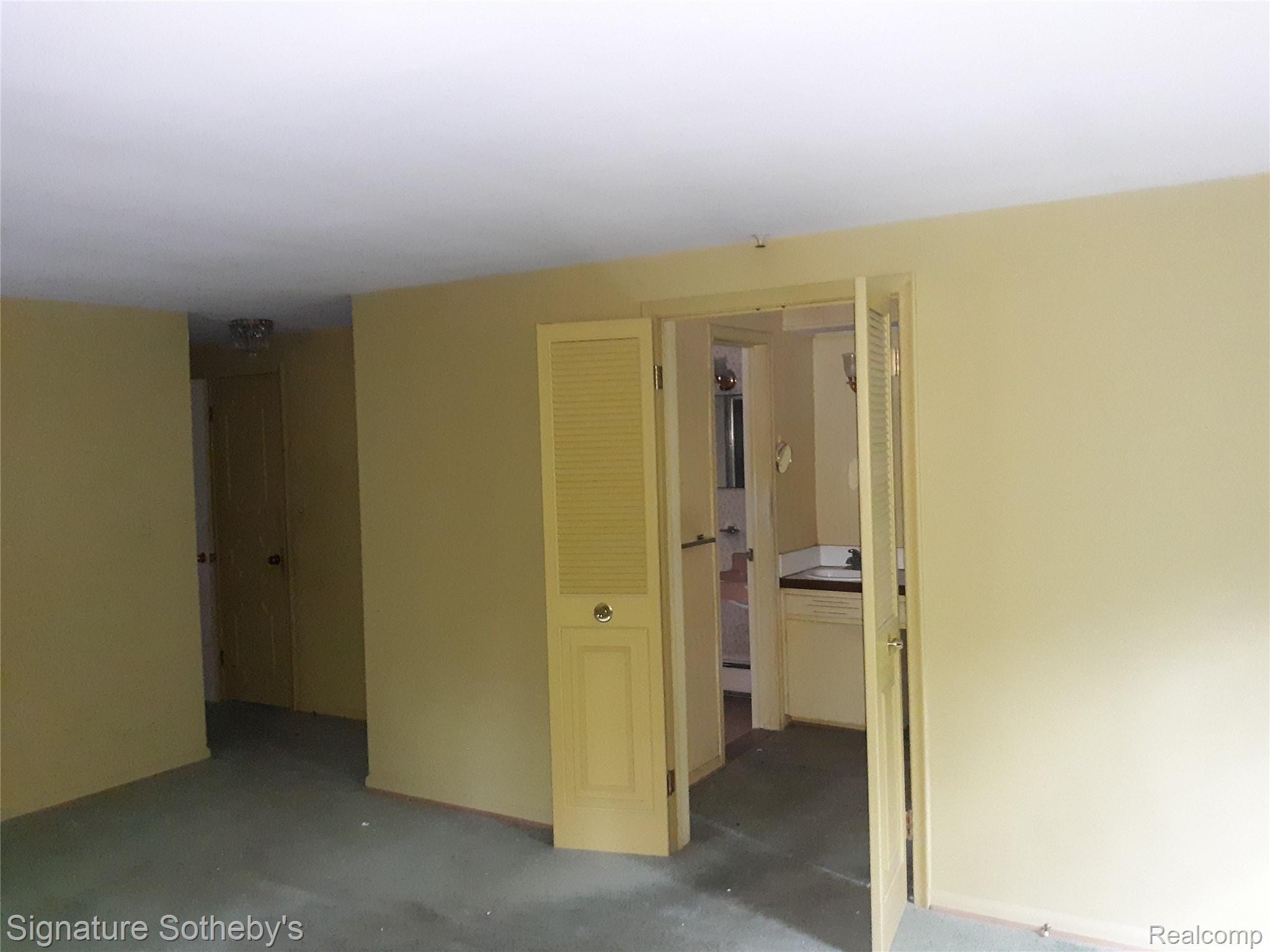 4316 Echo Road Bloomfield Hills, MI 48302 - Photo 15 of 15 16.jpg