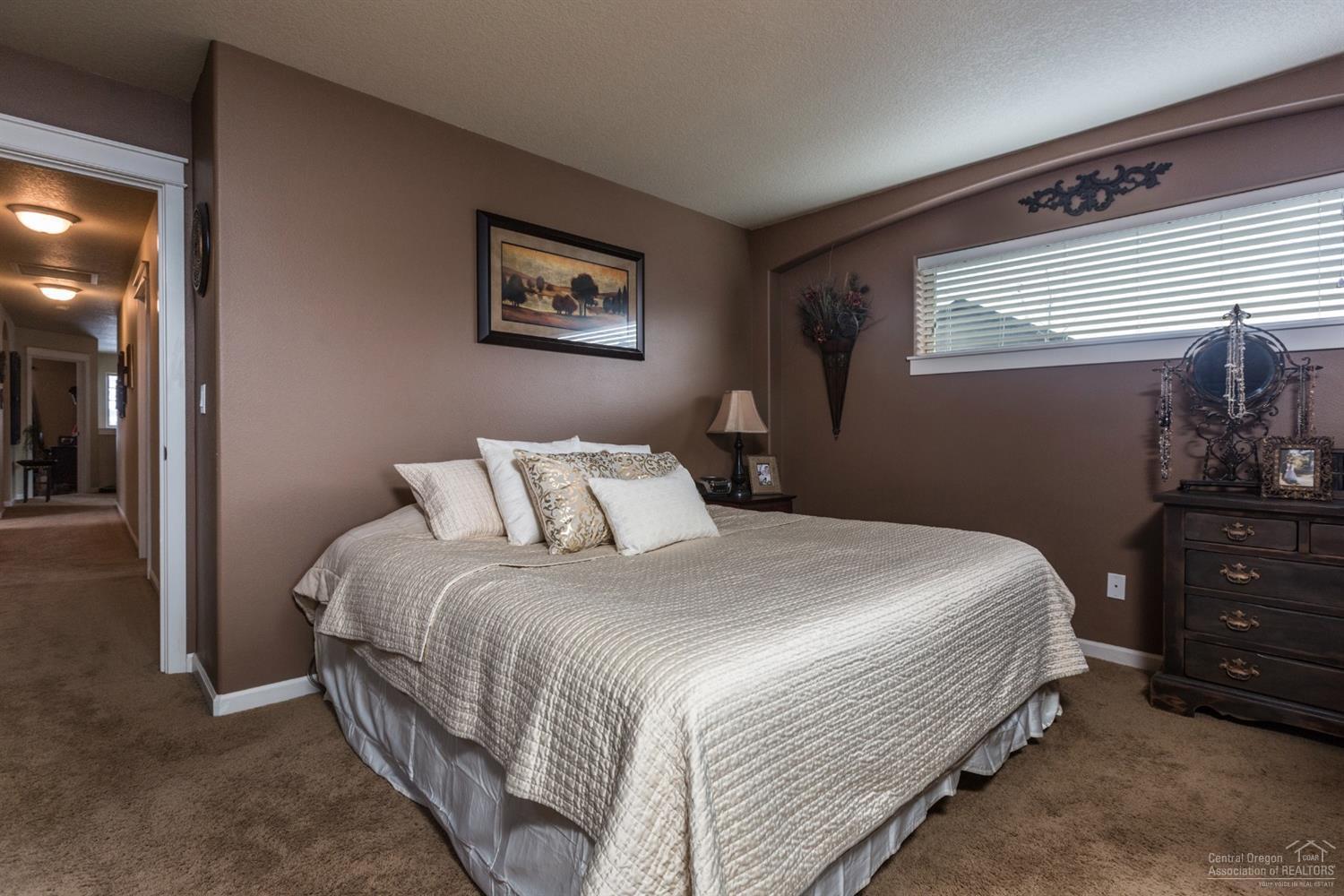 20981 Yeoman Road Bend, OR 97701 - Photo 18 of 25 Additional Photo