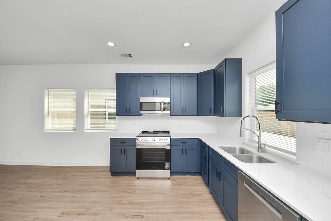 7312 Wileyvale Road, Unit D Houston, TX 77016 - Photo 12 of 34