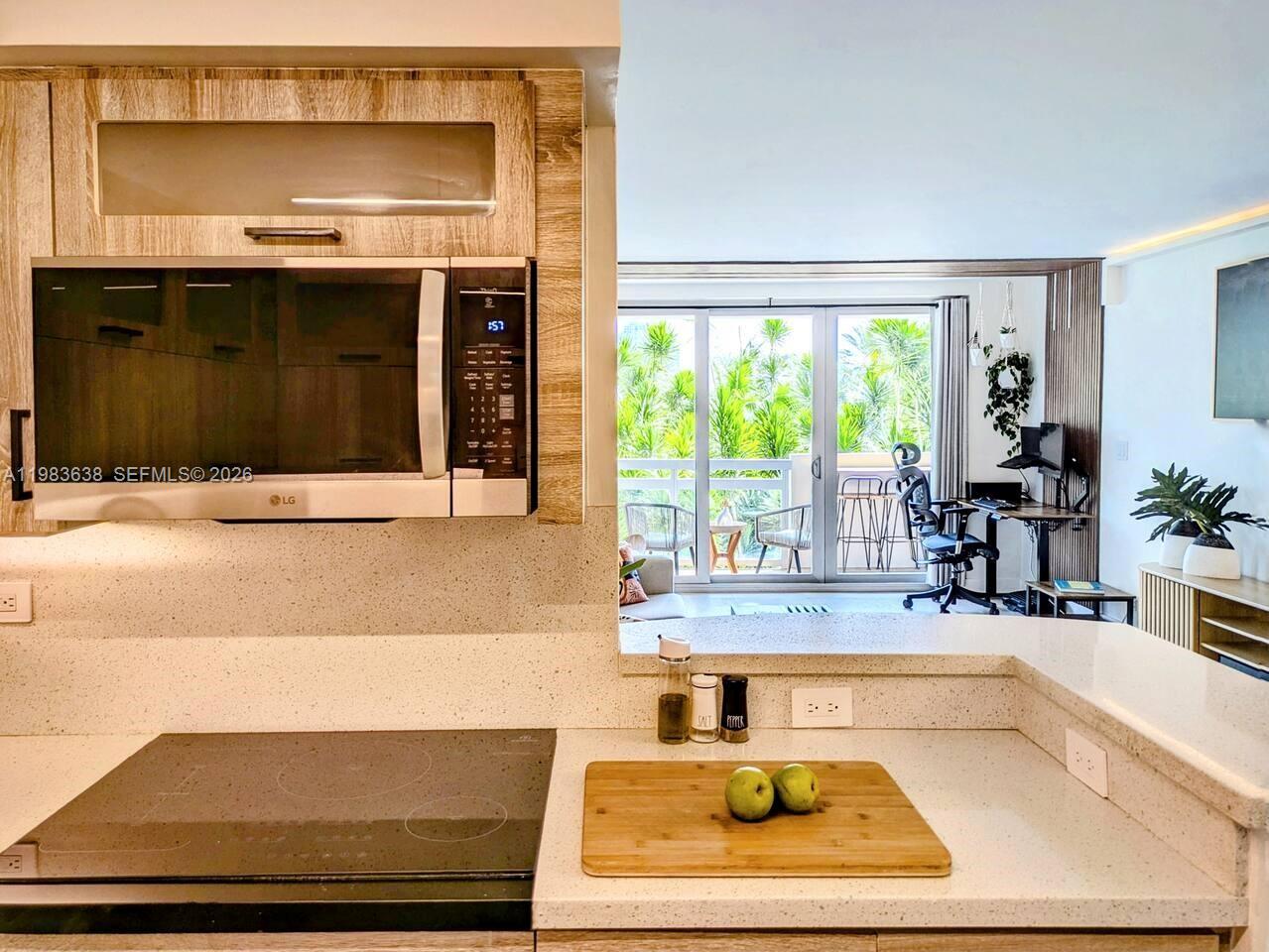 1500 Bay Road, Unit 330S Miami Beach, FL 33139 - Photo 13 of 41