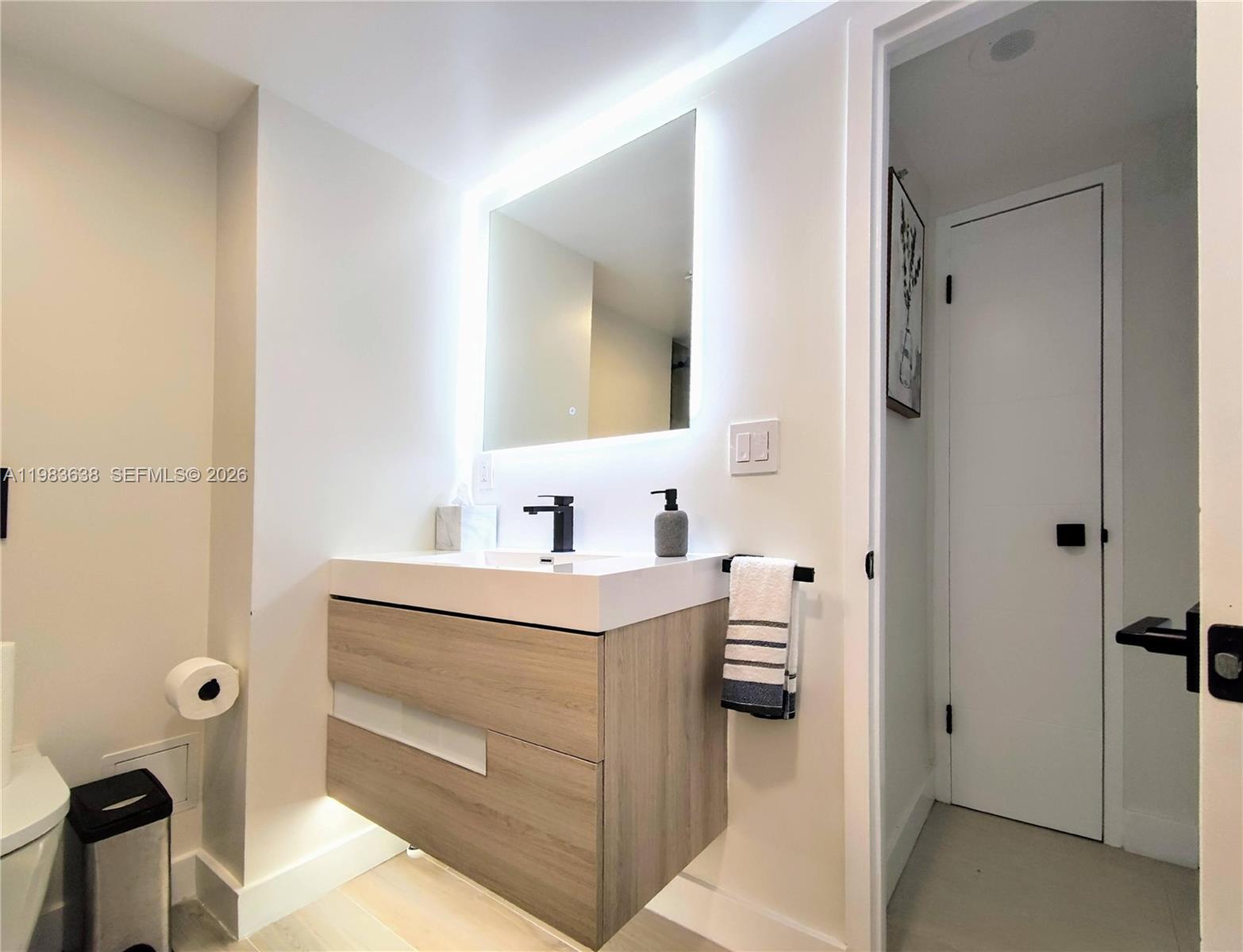 1500 Bay Road, Unit 330S Miami Beach, FL 33139 - Photo 17 of 41