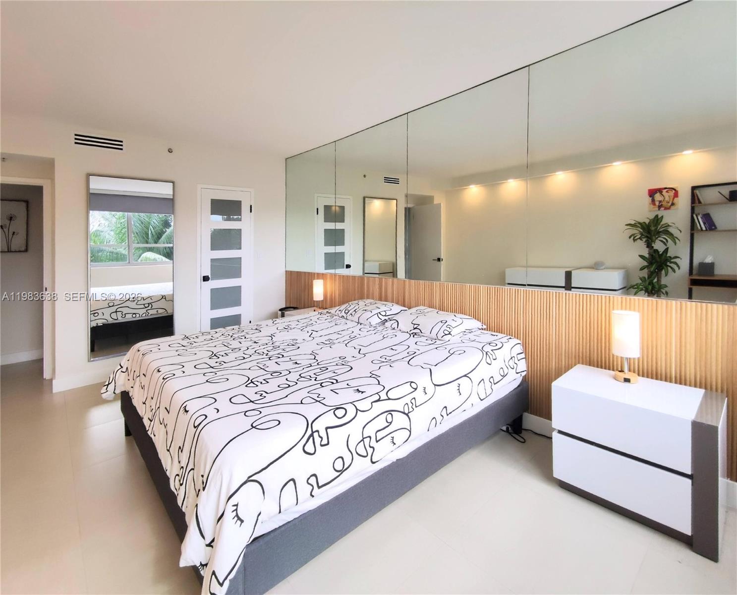 1500 Bay Road, Unit 330S Miami Beach, FL 33139 - Photo 22 of 41