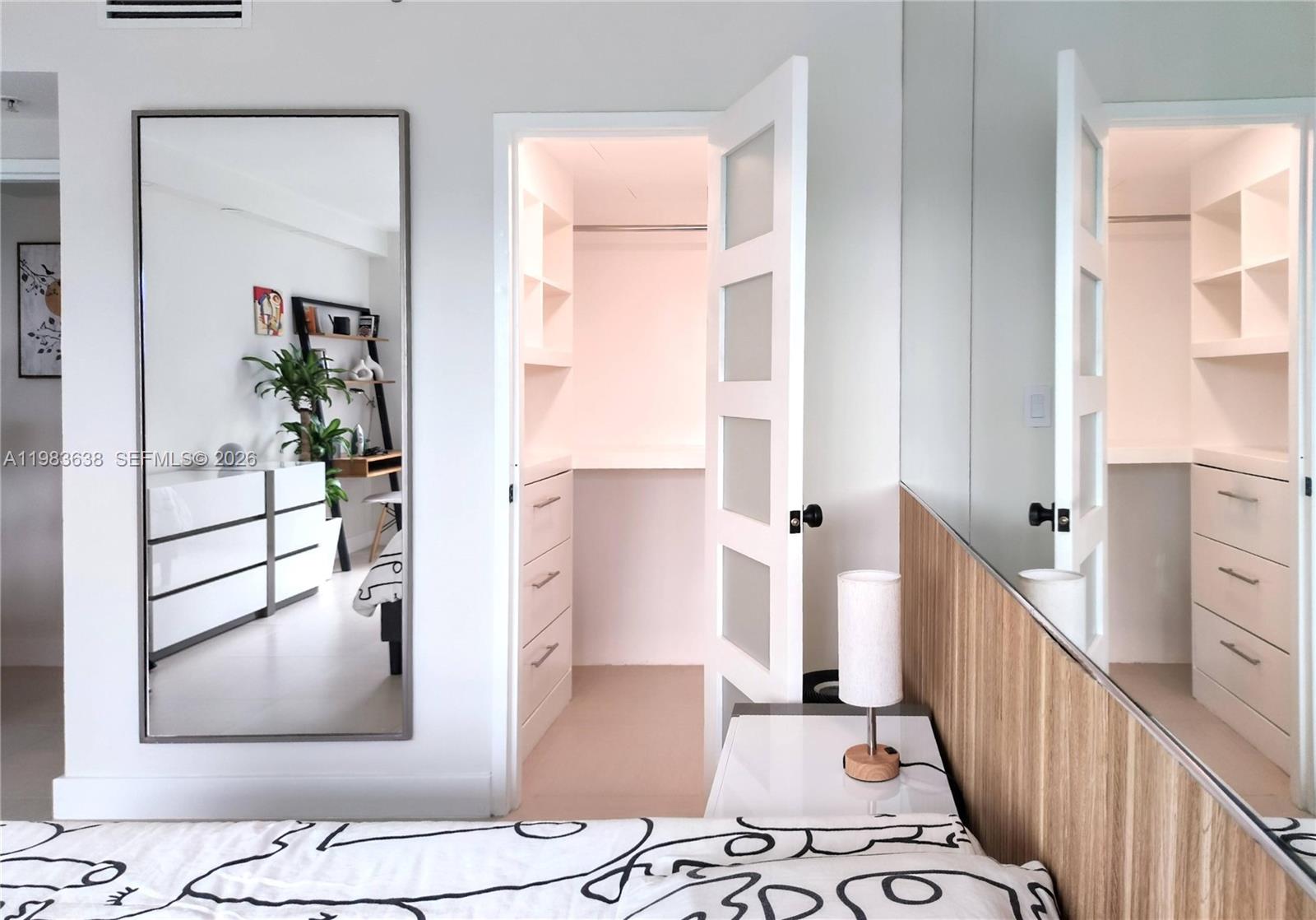 1500 Bay Road, Unit 330S Miami Beach, FL 33139 - Photo 23 of 41