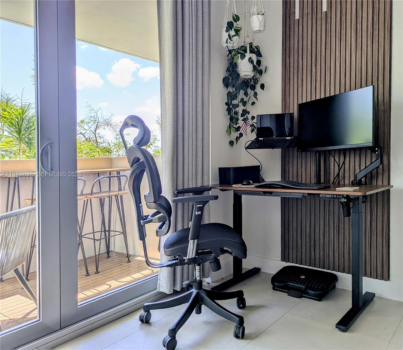 1500 Bay Road, Unit 330S Miami Beach, FL 33139 - Photo 6 of 41