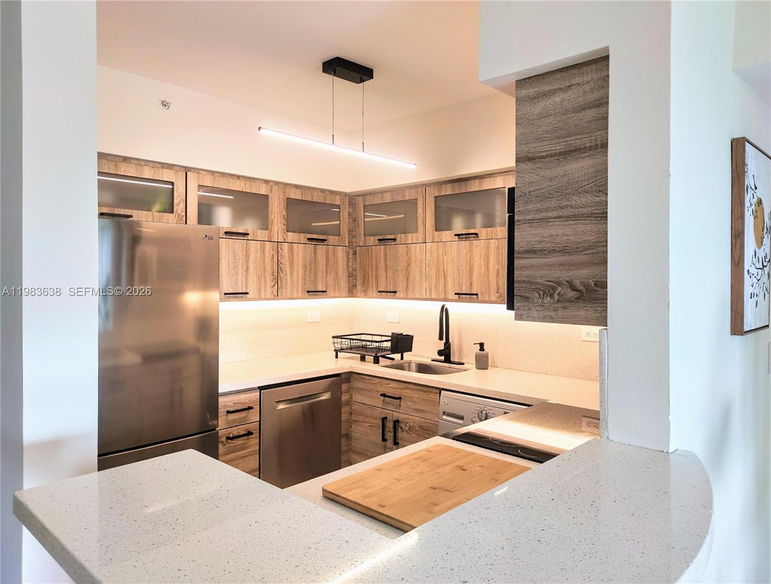 1500 Bay Road, Unit 330S Miami Beach, FL 33139 - Photo 10 of 41