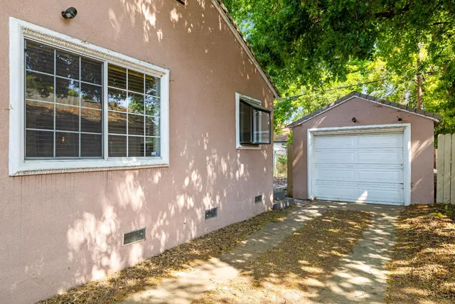 $340,000 | 4551 Orinda Way, Sacramento, CA 95820