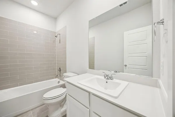 $374,990 | 3500 Brazos Drive, Farmersville, TX 75442