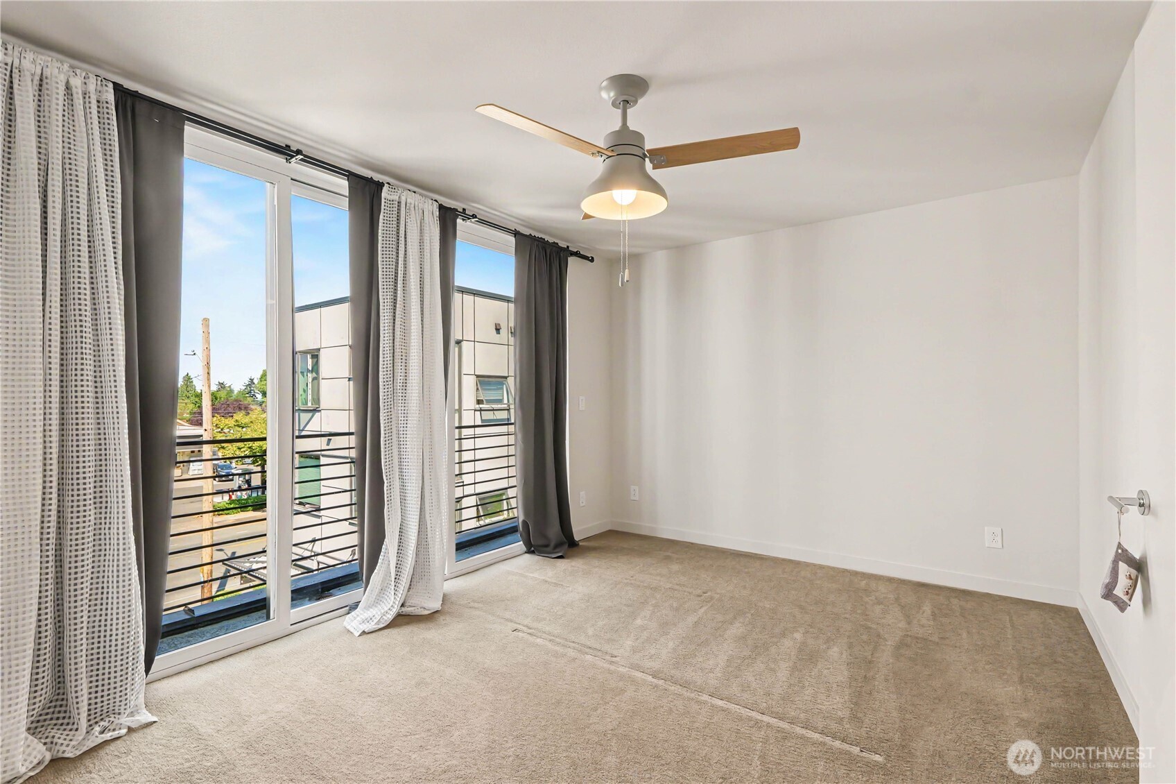 3810 California Avenue Southwest, Unit B Seattle, WA 98116 - Photo 11 of 26