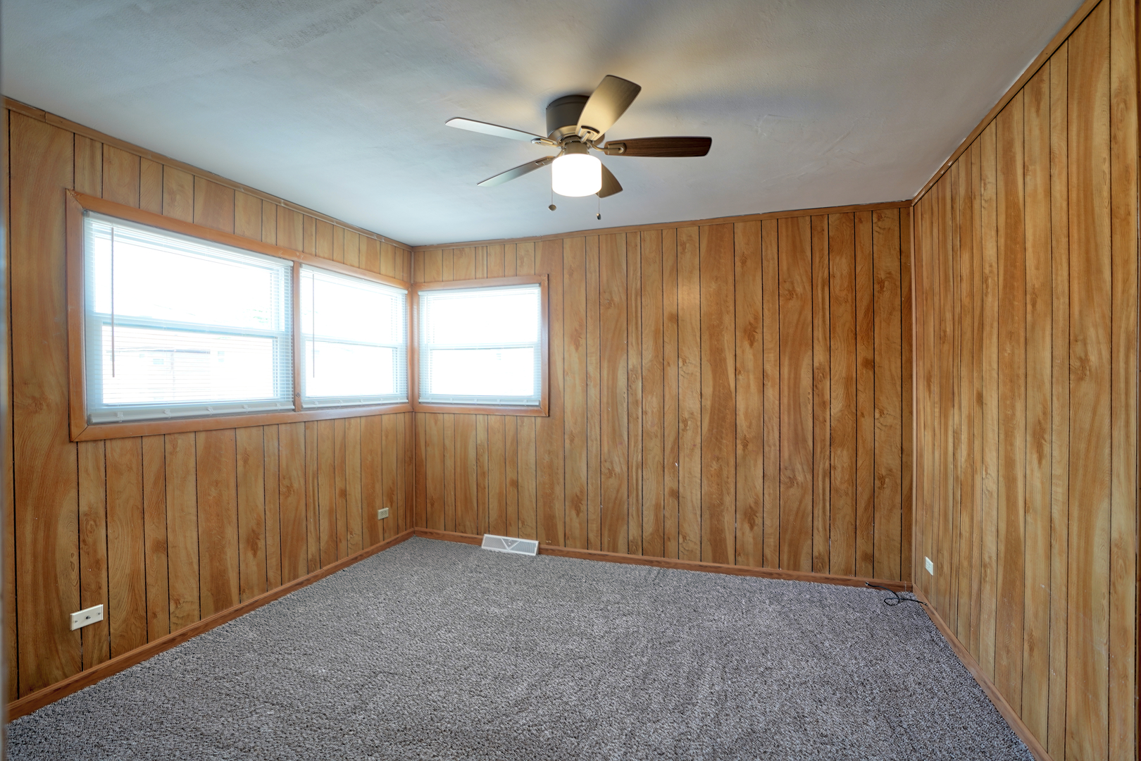 8915 Washington Street, Unit F Niles, IL 60714 - Photo 11 of 16