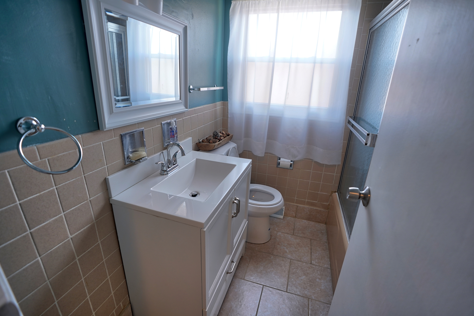 8915 Washington Street, Unit F Niles, IL 60714 - Photo 9 of 16