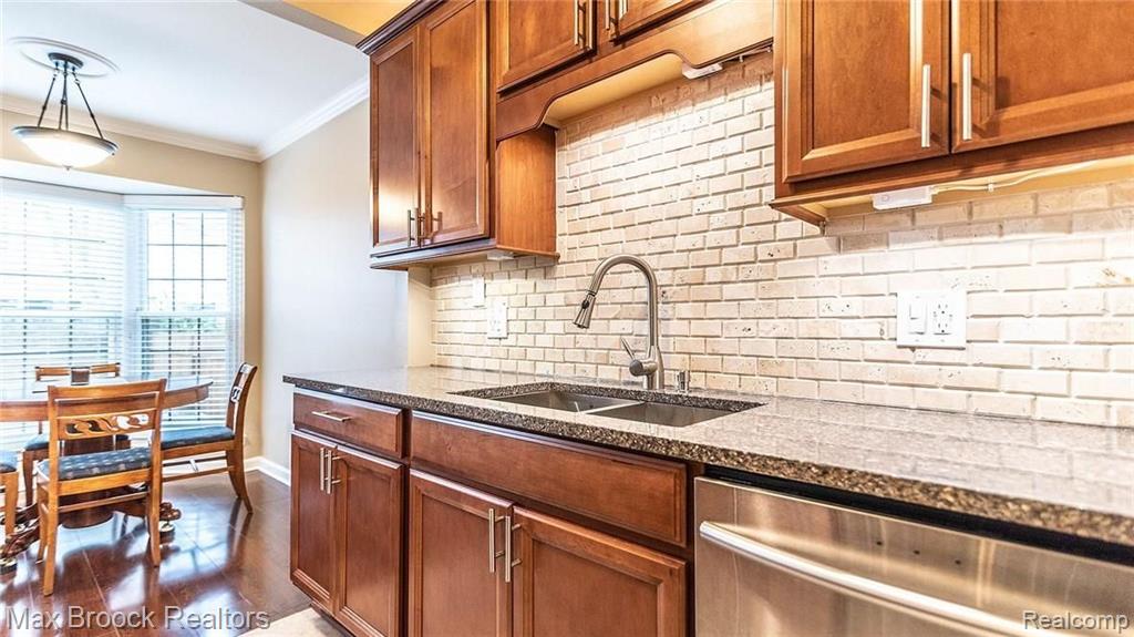 40014 Crosswinds Road Novi, MI 48375 - Photo 15 of 39