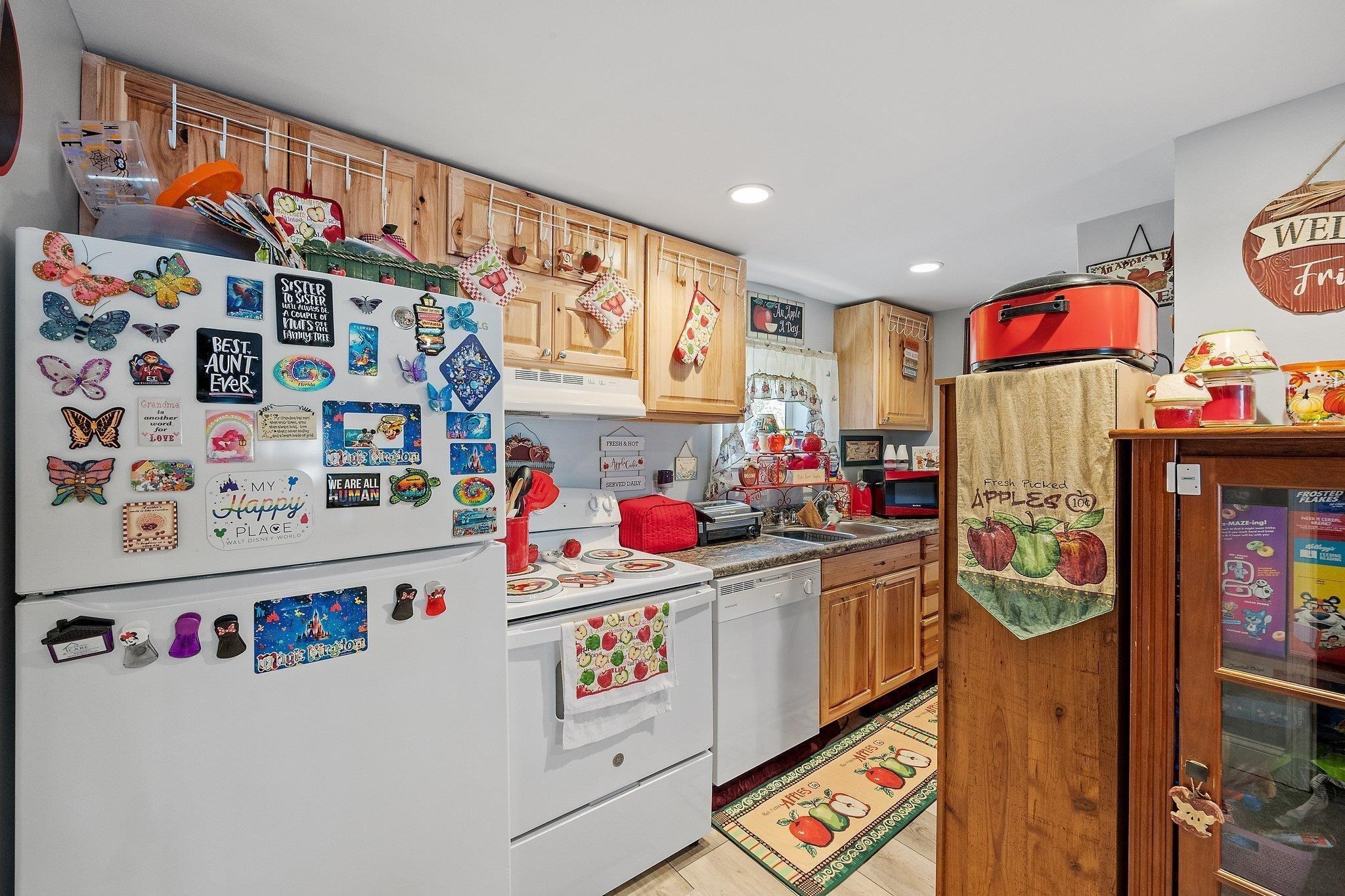 45 Hanson Street Rochester, NH 03867 - Photo 17 of 40