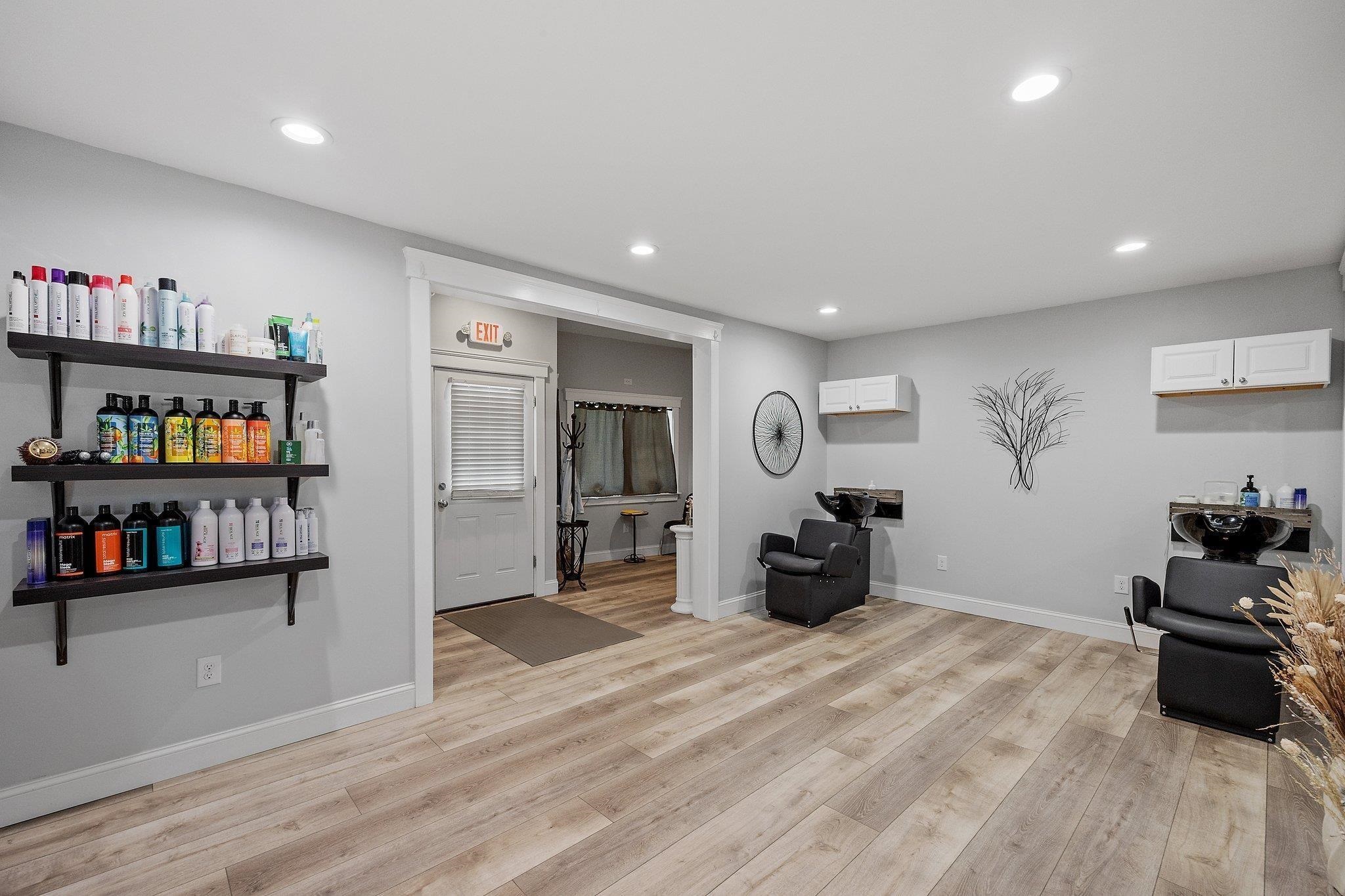 45 Hanson Street Rochester, NH 03867 - Photo 9 of 40