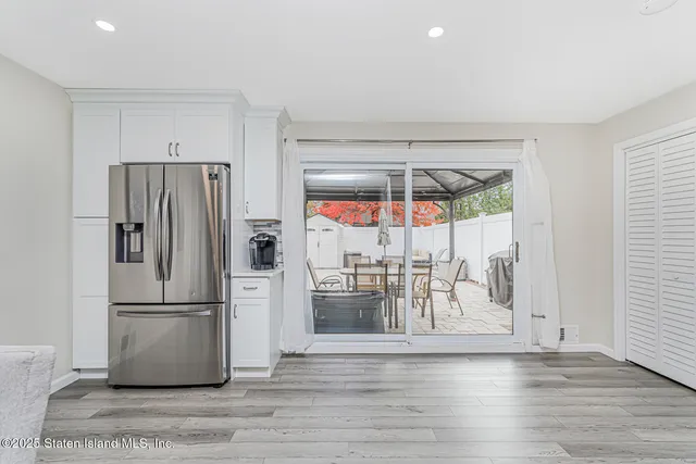 $649,999 | 22 Charleston Avenue | Rossville