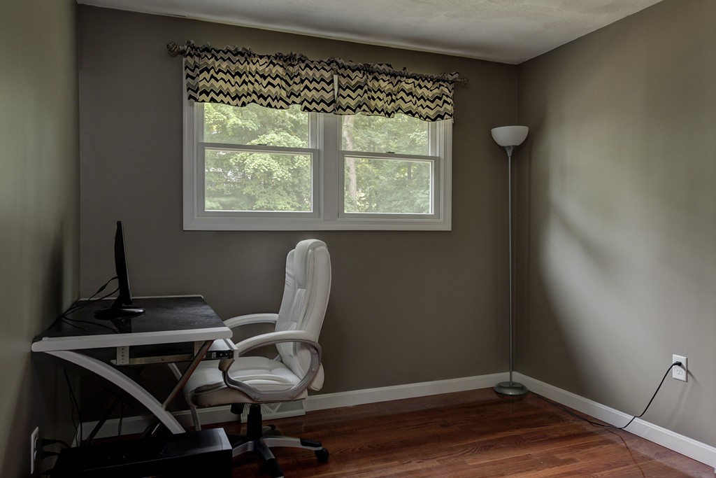 7 John Robinson Road Hudson, MA 01749 - Photo 16 of 22 Gallery Image 16