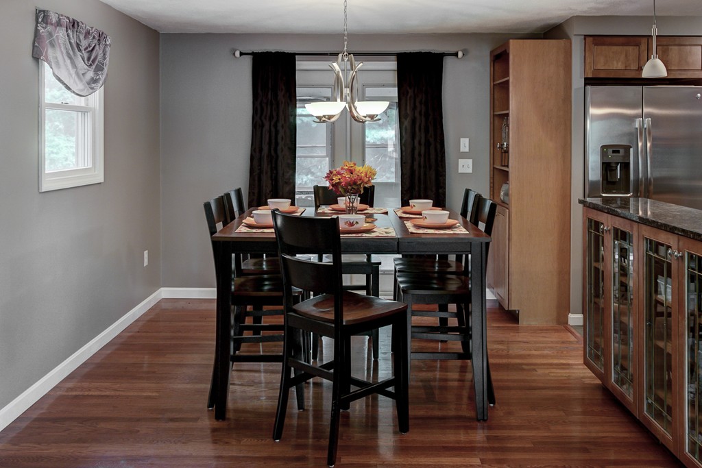 7 John Robinson Road Hudson, MA 01749 - Photo 8 of 22 Gallery Image 8