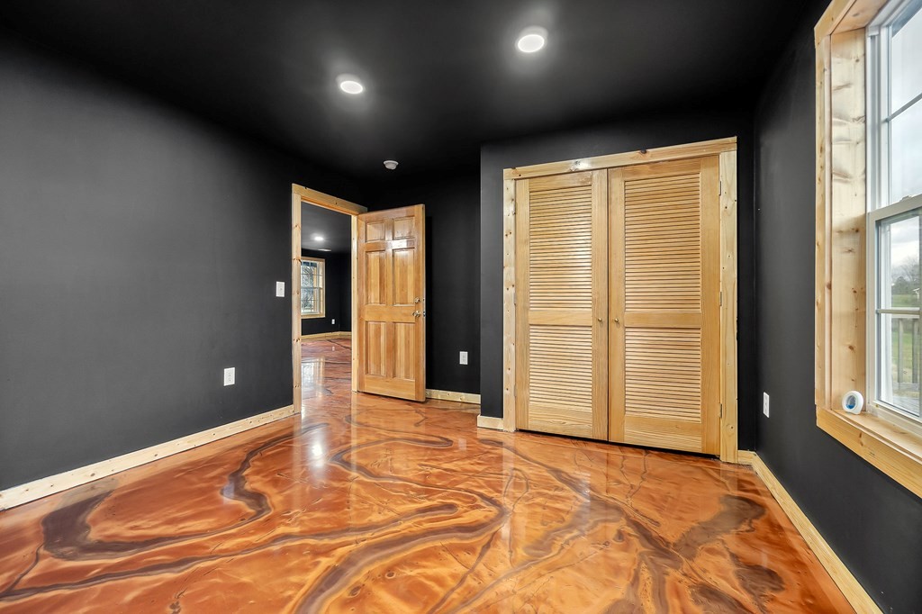 120 Joshua Road Cookeville, TN 38501 - Photo 15 of 21 a view of an empty room with a window