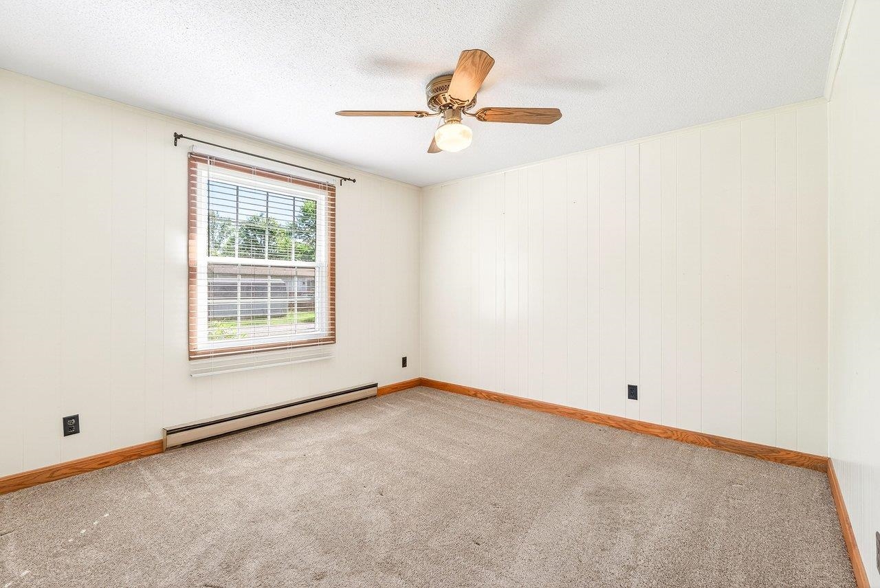 6599 Azalea Lane Dayton, VA 22821 - Photo 27 of 55 Bedroom 3