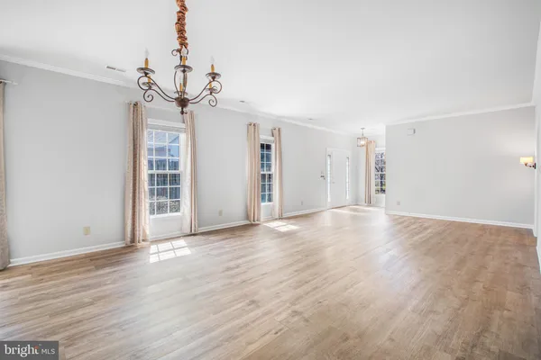 $399,800 | 6901 Carmel Lane, Fredericksburg, VA 22407