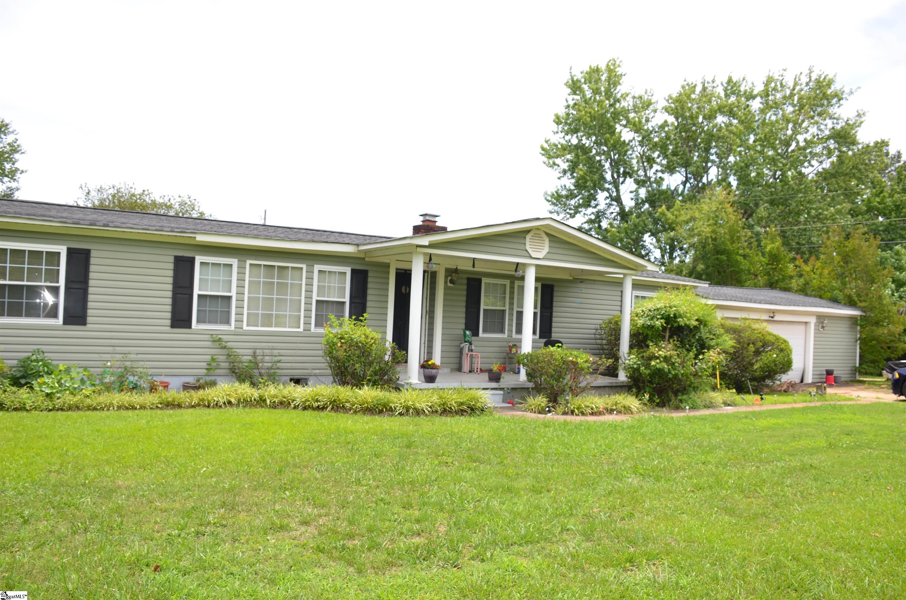 733 Brockman McClimon Road Greer, SC 29651 - Photo 9 of 27