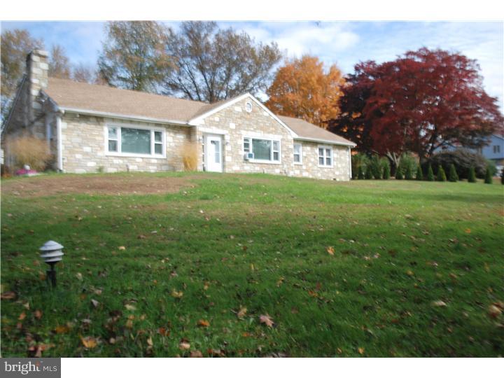 855 Southampton Road Philadelphia, PA 19116 - Photo 2 of 18 Exterior Front