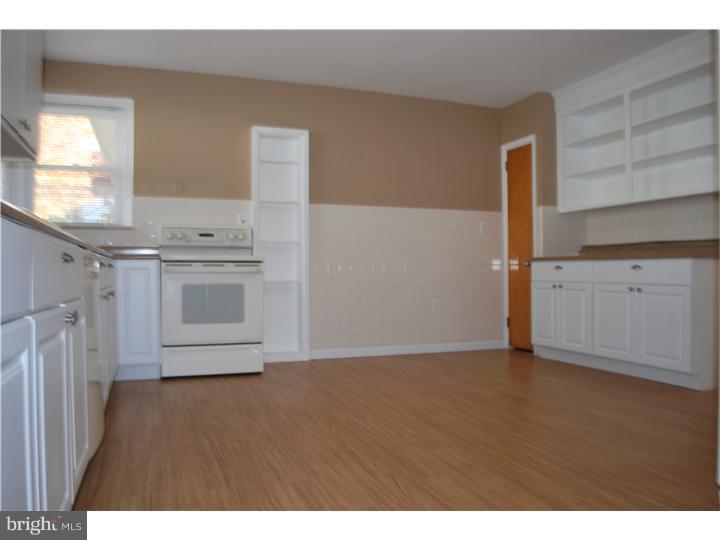 855 Southampton Road Philadelphia, PA 19116 - Photo 9 of 18 Kitchen