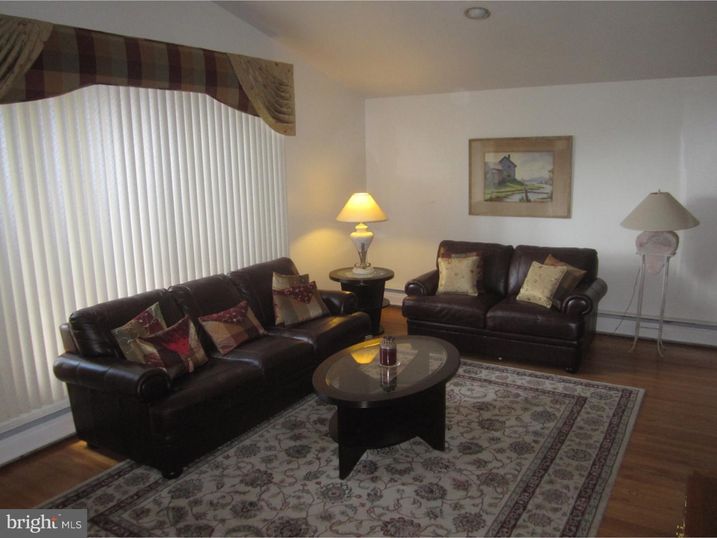 1233 George Road Jenkintown, PA 19046 - Photo 2 of 24 Living Room