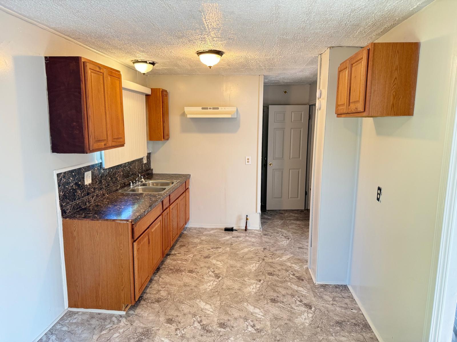 15876 Ridgebrook Path Romulus, MI 48174 - Photo 13 of 30 1000149428