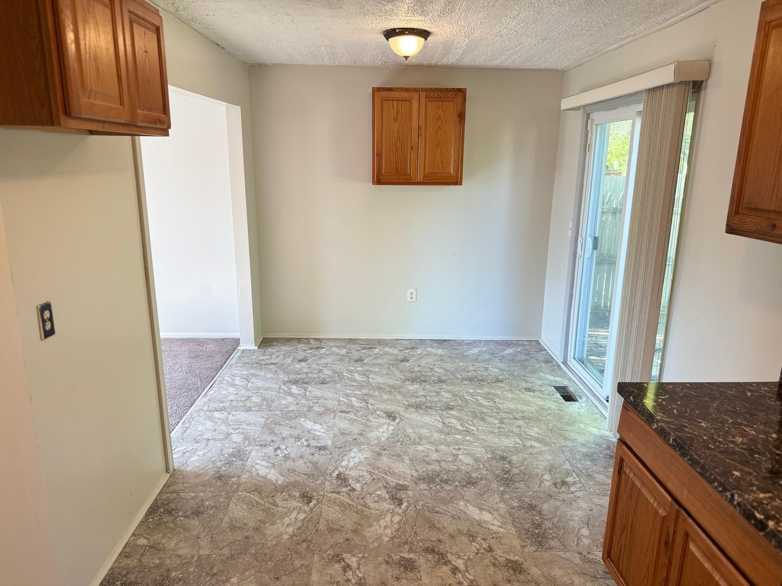 15876 Ridgebrook Path Romulus, MI 48174 - Photo 15 of 30 1000149422
