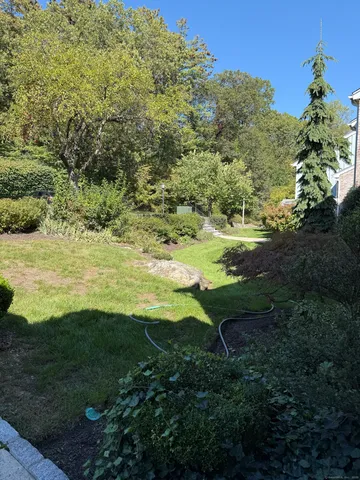 $470,000 | 13 Hills Lane, Unit 13, Westport, CT 06880