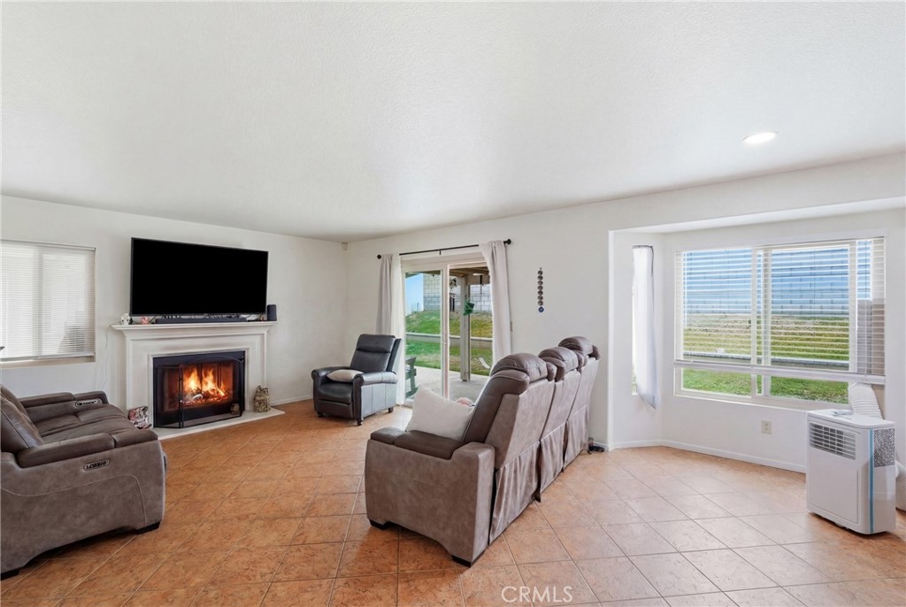 1014 West Jackson Street Rialto, CA 92376 - Photo 9 of 23