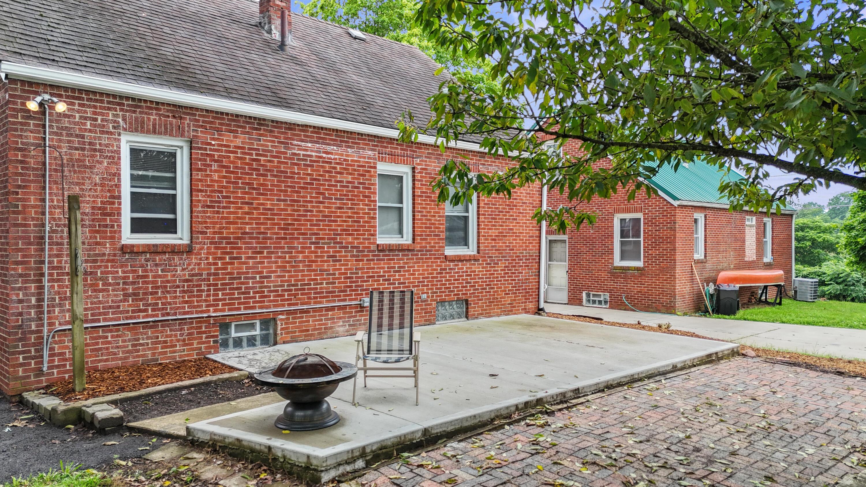 223 Reform Street Mansfield, OH 44902 - Photo 27 of 29 24