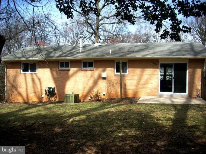 8715 Clydesdale Road Springfield, VA 22151 - Photo 3 of 19 a view of a house with a yard