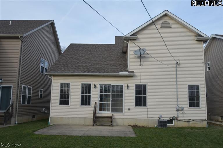 5720 Cherokee Road Cleveland, OH 44124 - Photo 2 of 12