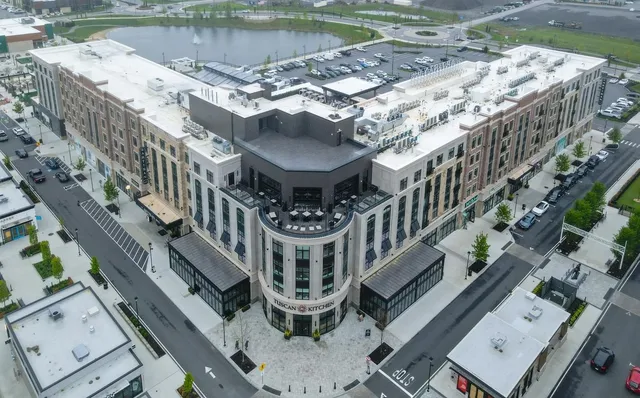 $725,000 | 18 Artisan Drive, Unit 214, Salem, NH 03079