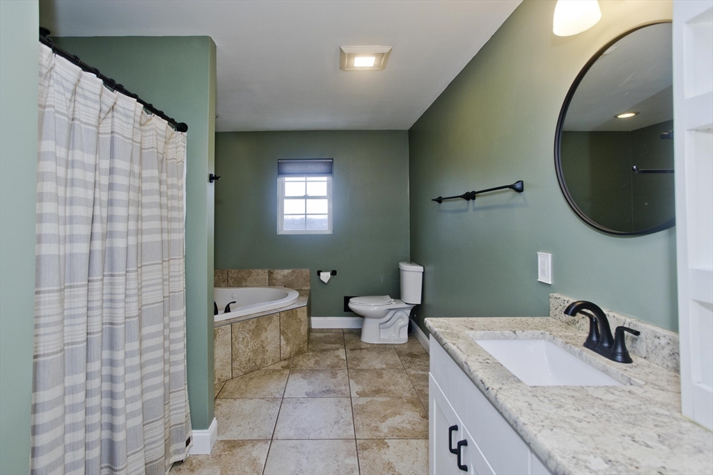 48 Mountain Avenue West Springfield, MA 01089 - Photo 31 of 39