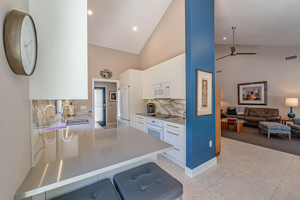 365 River Edge Road Jupiter, FL 33477 - Photo 13 of 47 SPI_7554-HDR